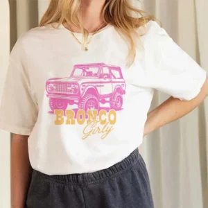 Bronco Girl Printed Summer Trendy 90s T-Shirt Women's Beach Vacation T-Shirt Fashion O-Neck Basic Versatile Short Sleeved Top.